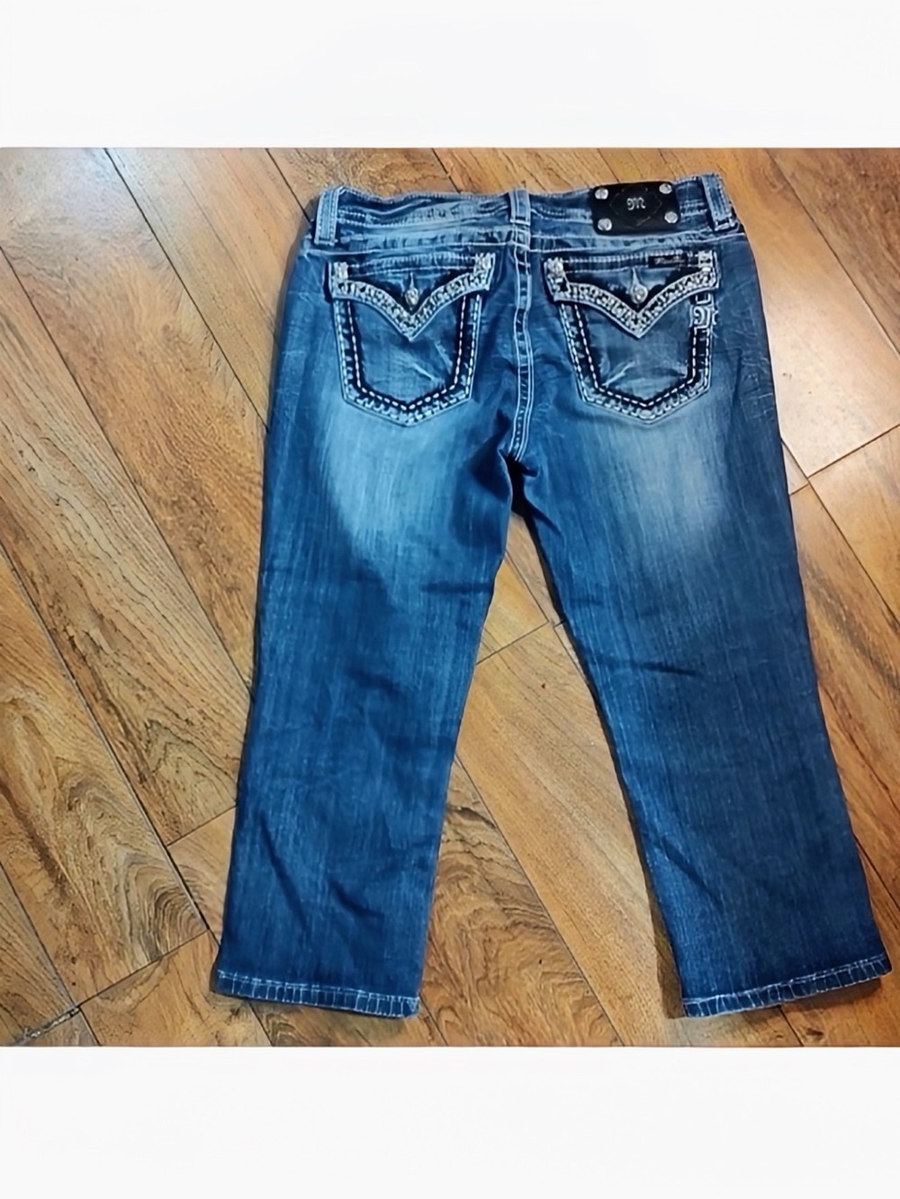 Gorgeous Y2K Miss Me Signature Cuffed Capri Jeans With Embellished Pockets 22”